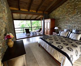 The Stonehouse Retreat - Accommodation Sunshine Coast 1