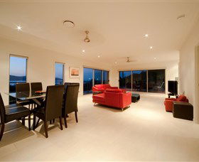 Viewpoint - Accommodation Sunshine Coast 0