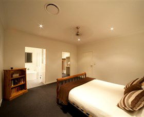 Viewpoint - Accommodation Sunshine Coast 1
