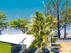 Yeppoon Surfside Motel - Accommodation Sunshine Coast 0