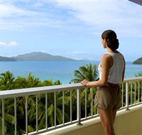 Hamilton Island Reef View Hotel - Accommodation Sunshine Coast