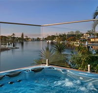 Sanctuary on Water Elite Holiday Home - Accommodation Sunshine Coast