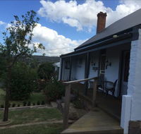 Hillside Cottage - Accommodation Sunshine Coast