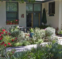 Practically Lakeside B and B - Accommodation Sunshine Coast