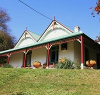 Ravenscroft and The Cottage - Accommodation Sunshine Coast