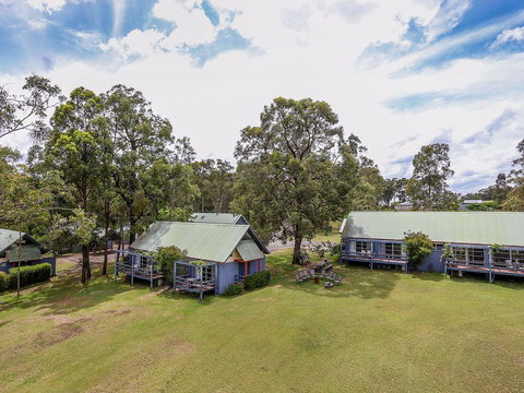 Vineyard Hill Resort - Accommodation Sunshine Coast 0