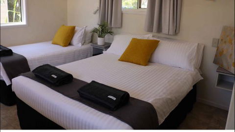 Mataranka Roadhouse And Cabins - Accommodation Sunshine Coast 0
