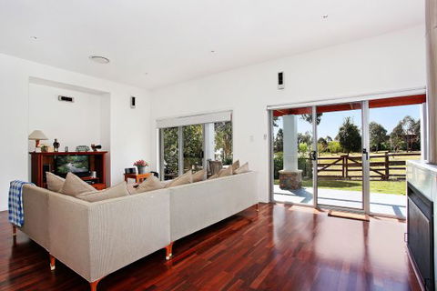 Parkview - Accommodation Sunshine Coast 0