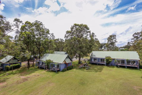 Vineyard Hill Resort - Accommodation Sunshine Coast 1