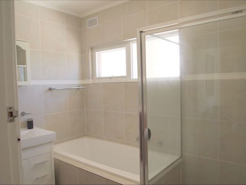 Christies Cottage For Holidays And Relocations. - Accommodation Sunshine Coast 7