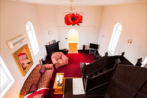 Lakeside Chapel Meningie - Accommodation Sunshine Coast 6