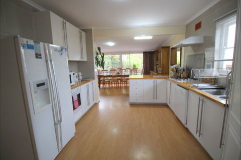 Christies Cottage For Holidays And Relocations. - Accommodation Sunshine Coast 13