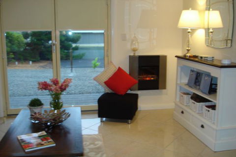 Auburn Pavilions - Accommodation Sunshine Coast 2