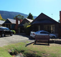 Mackey's Peak Villas - Accommodation Sunshine Coast
