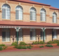 Heritage Motor Inn Goulburn - Accommodation Sunshine Coast