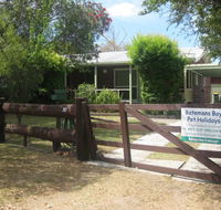 Grantham House  Pet Friendly Holiday Home - Accommodation Sunshine Coast