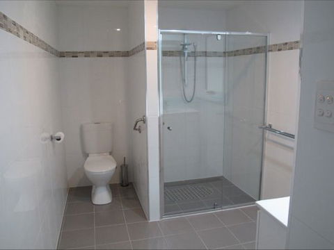 Fensom's Holiday Home - Accommodation Sunshine Coast 4