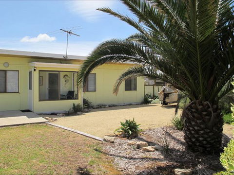 Fensom's Holiday Home - Accommodation Sunshine Coast 18