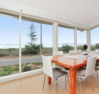 Willows - Accommodation Sunshine Coast