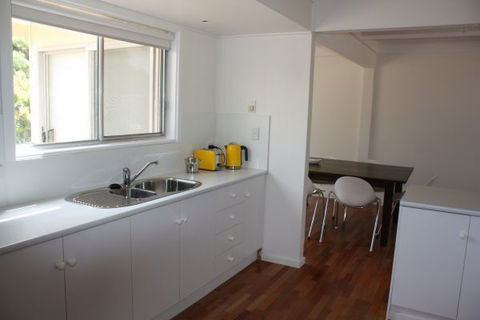 LJ Hooker Goolwa Holiday Rentals - 42 Underwood Avenue, Goolwa Beach - Accommodation Sunshine Coast 13