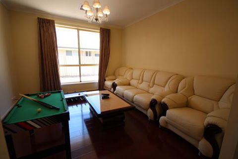 LJ Hooker Goolwa Holiday Rentals - 42 Underwood Avenue, Goolwa Beach - Accommodation Sunshine Coast 17