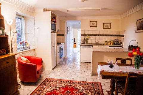 Sunnyside Cottage - Accommodation Sunshine Coast 6