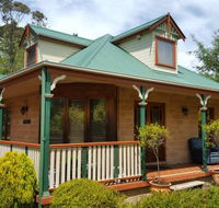 Cascades Manor - Accommodation Sunshine Coast