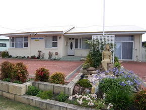 Mermaid Lodge - Accommodation Sunshine Coast 1