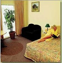 Gateway Motel - Accommodation Sunshine Coast 2