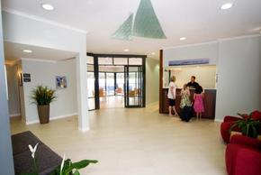 Manly Marina Cove Motel - Accommodation Sunshine Coast 1