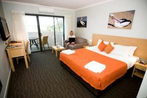 Manly Marina Cove Motel - Accommodation Sunshine Coast 2
