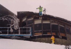 Mansfield Ski Lodge - Accommodation Sunshine Coast 1