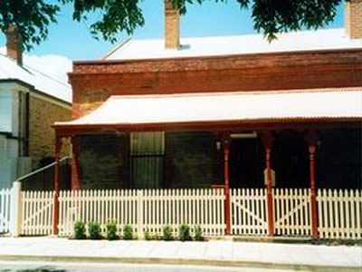 Heritage Cottage - Accommodation Sunshine Coast 0