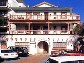 La Mancha Holiday Suites - Accommodation Sunshine Coast 0