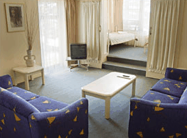 La Mancha Holiday Suites - Accommodation Sunshine Coast 1