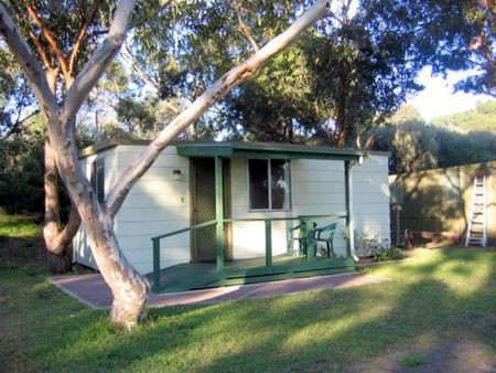Lake Albert Caravan Park - Accommodation Sunshine Coast 1