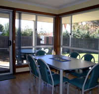 Lincoln Cove Villas - Accommodation Sunshine Coast