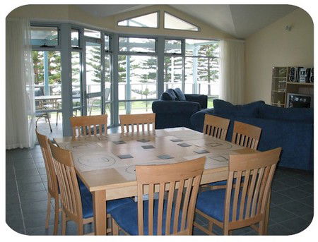 Port Lincoln Foreshore Apartments - Accommodation Sunshine Coast 1