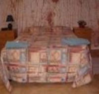 Radeka Downunder Underground Motel And Backpackers Inn - Accommodation Sunshine Coast