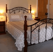 Cambridge House - Accommodation Sunshine Coast 3