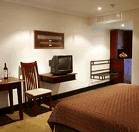 Fountainside Hotel - Accommodation Sunshine Coast