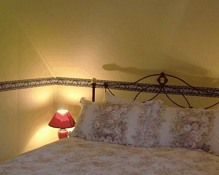 Hamilton Old School House Cottages - Accommodation Sunshine Coast