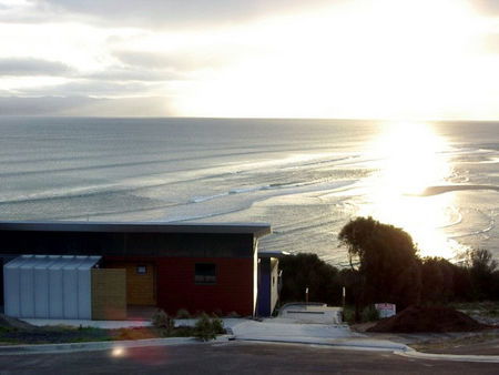 Freycinet Beach Apartments - Accommodation Sunshine Coast 0