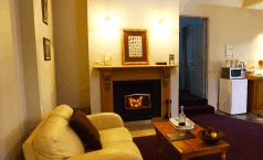 Crabtree House Heritage Suites - Accommodation Sunshine Coast 1