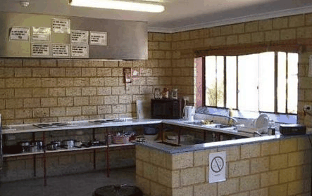 Gold Dust Backpackers YHA - Accommodation Sunshine Coast 2