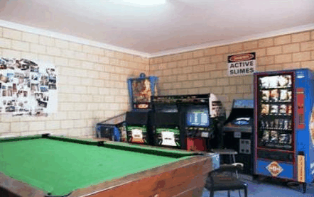 Gold Dust Backpackers YHA - Accommodation Sunshine Coast 3