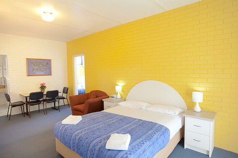 Statesman Motor Inn - Accommodation Sunshine Coast 2