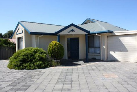 Robe Dolphin Court Apartments - Accommodation Sunshine Coast 0