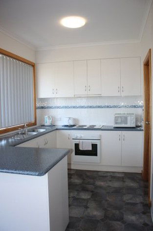 Robe Dolphin Court Apartments - Accommodation Sunshine Coast 1