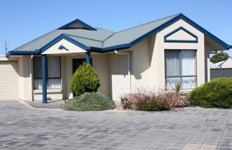 Robe Dolphin Court Apartments - Accommodation Sunshine Coast 5